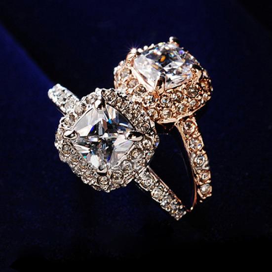 Women's Engagement Bridal Wedding Band Shiny Luxury Square Rhinestone Ring Gift