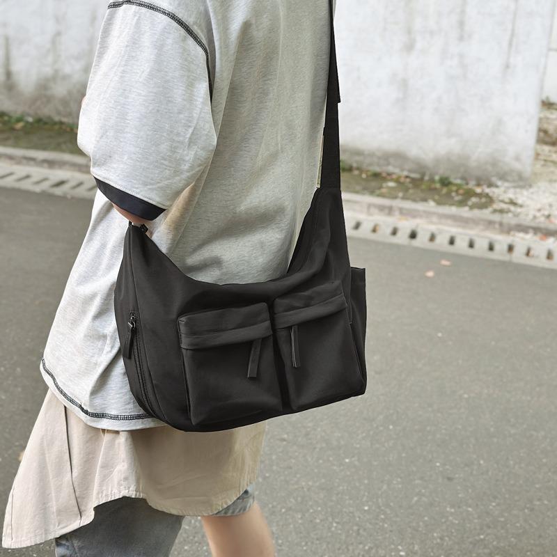 Nylon cloth bag women's large-capacity new summer versatile niche shoulder messenger bag commuter dumpling bag