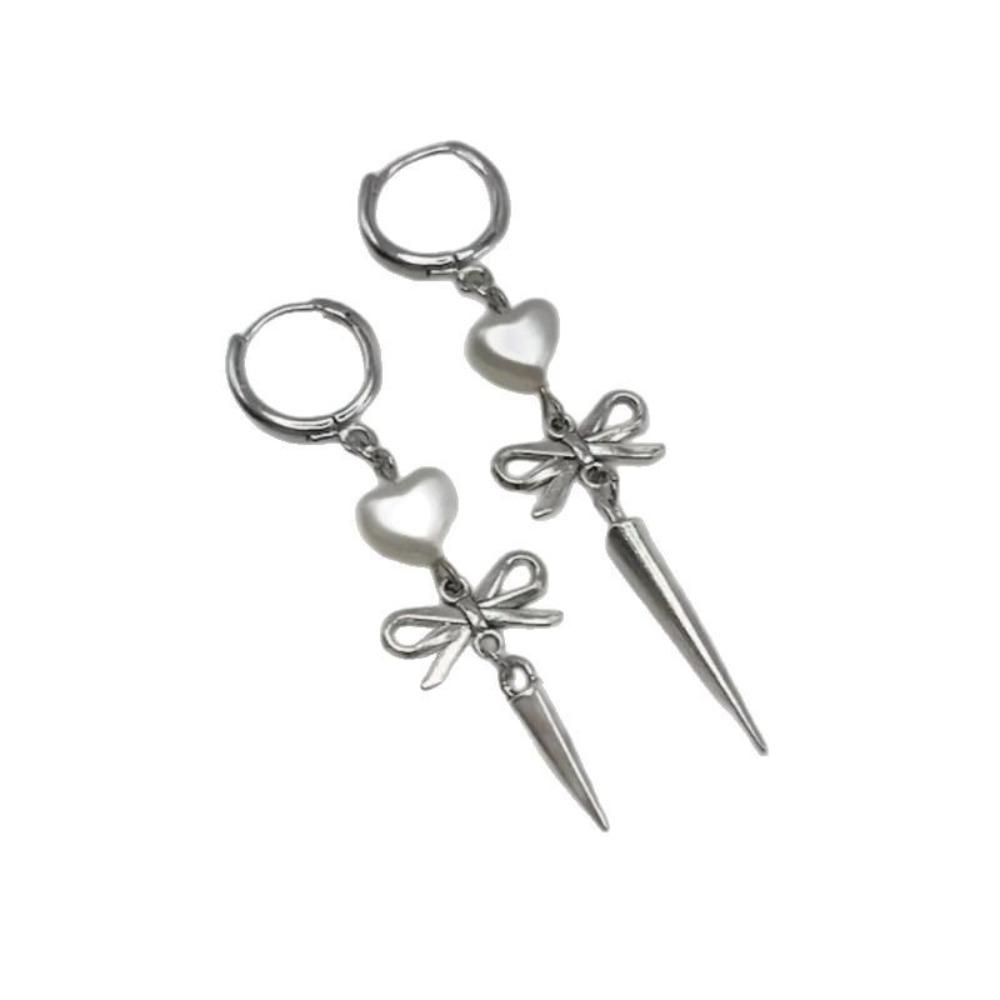 Temperament Goth Handmade Silver Color Bowknot Rivets Tassel Heart Pendant Asymmetry Dangle Earrings for Women Halloween Jewelry