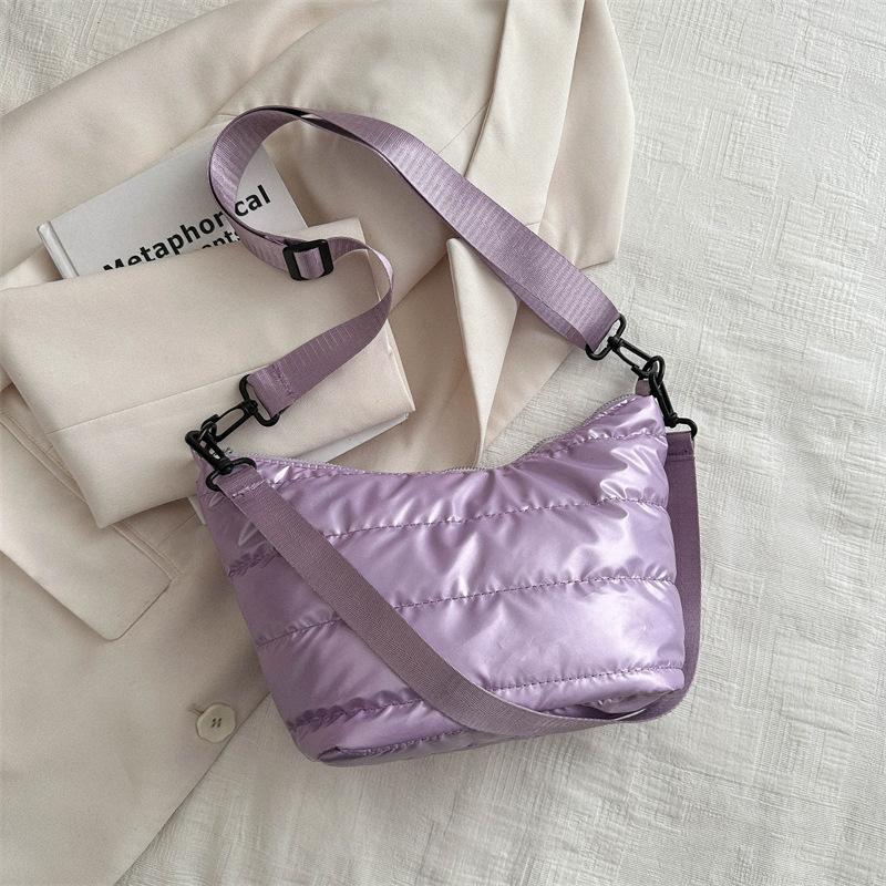 

Модная сумка большой вместимости в корейском стиле, повседневная сумка, новинка весны 2025 года, сумка-пельмень, в иностранном стиле, сумка через плечо, сумка-мессенджер, женская сумка фиолетовый