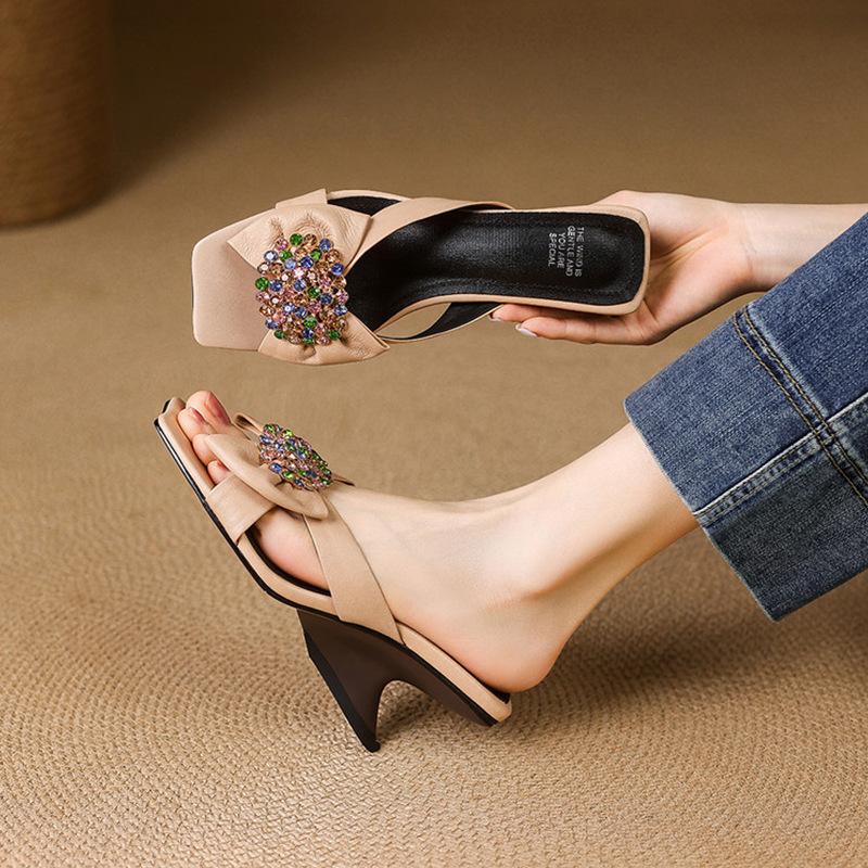 French holiday style high-heeled cool slippers women's outer wear summer 2025 new soft leather rhinestone bow wedge sandals