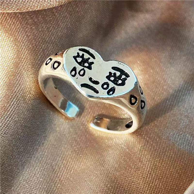 

Retro Punk-Style Women s Crying Face Ring Adjustable