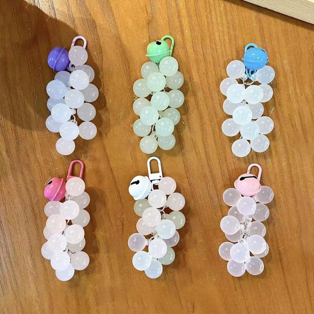 Color-Shifting Grape Key Chain UV-Sensitive UV Changing Pendant Beaded Bag Charm Daily Accessory