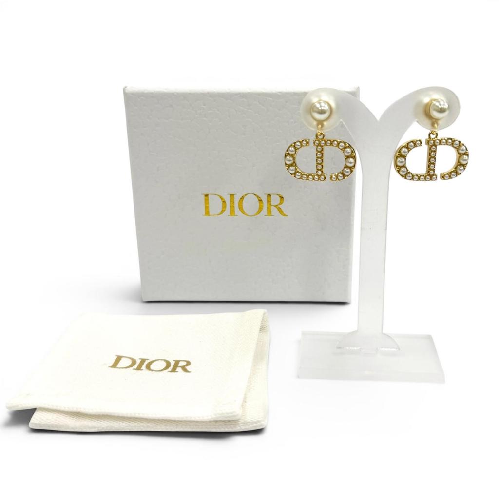 Pristine DIOR Pierce Dior Tribales Pierce CD Crystal Logo Pearl white Women Used