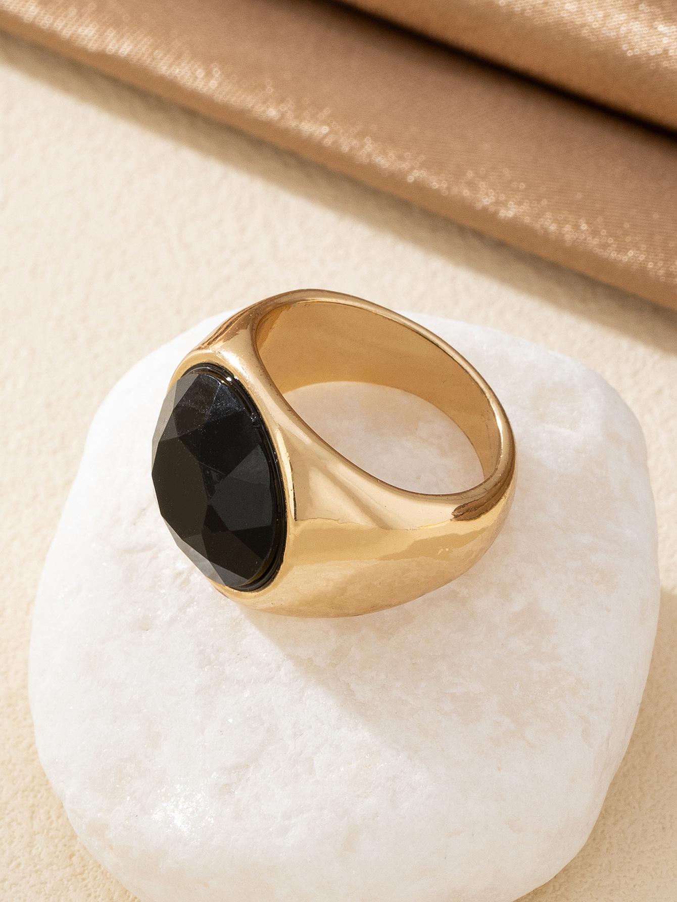 

Unisex Classic Black Round Gemstone Ring – European and American Niche Fashion золотой