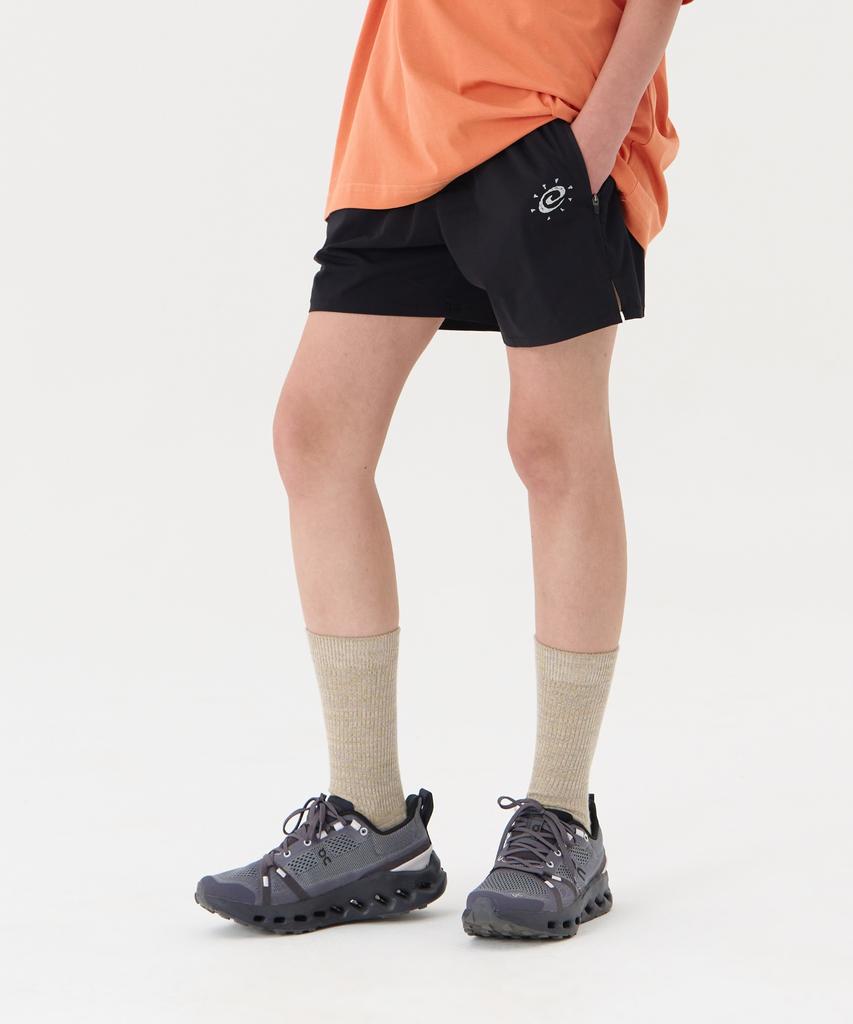 MADDEN Face Nylon Shorts Black