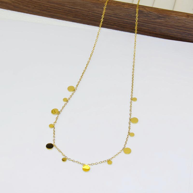 Красочное ретро-ожерелье из камней со подвеской-звездой и слоями из титановой стали