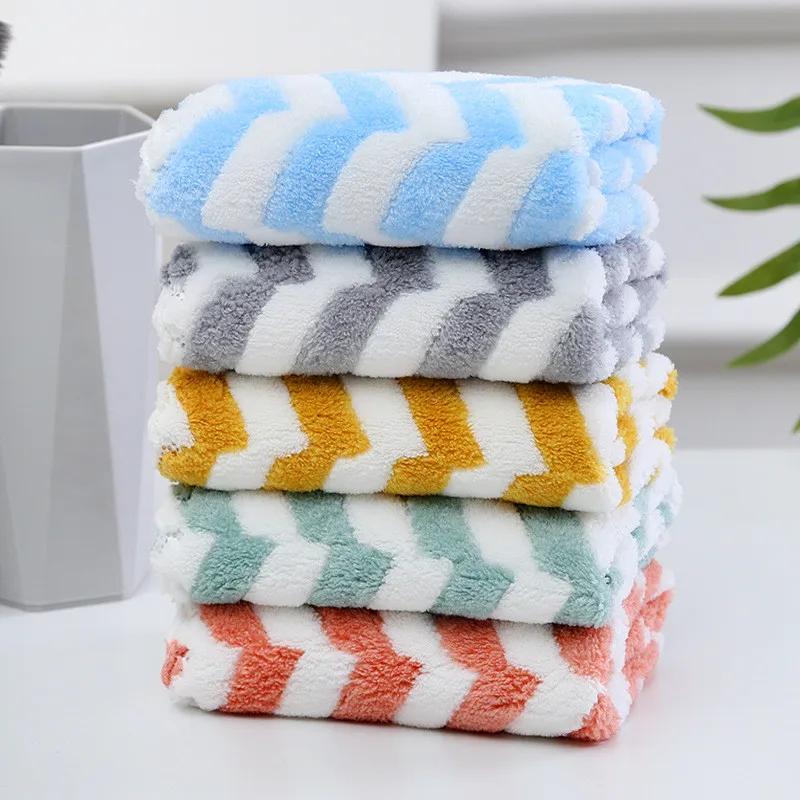 4Pcs 30x30cm Wave Soft Coral Velvet Kitchen Hand Towel Dishcloth Non-stick Oil Cleaning Wipe Cloth Scouring Pad