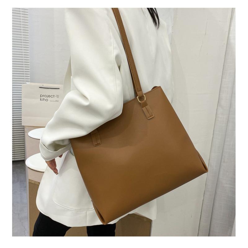 Simple Style Large Capacity Faux Leather Tote Bag for Women Solid Color Casual Shoulder Handbag