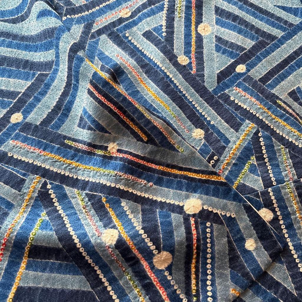Used Pure silk lining small pattern geometric diaphragm