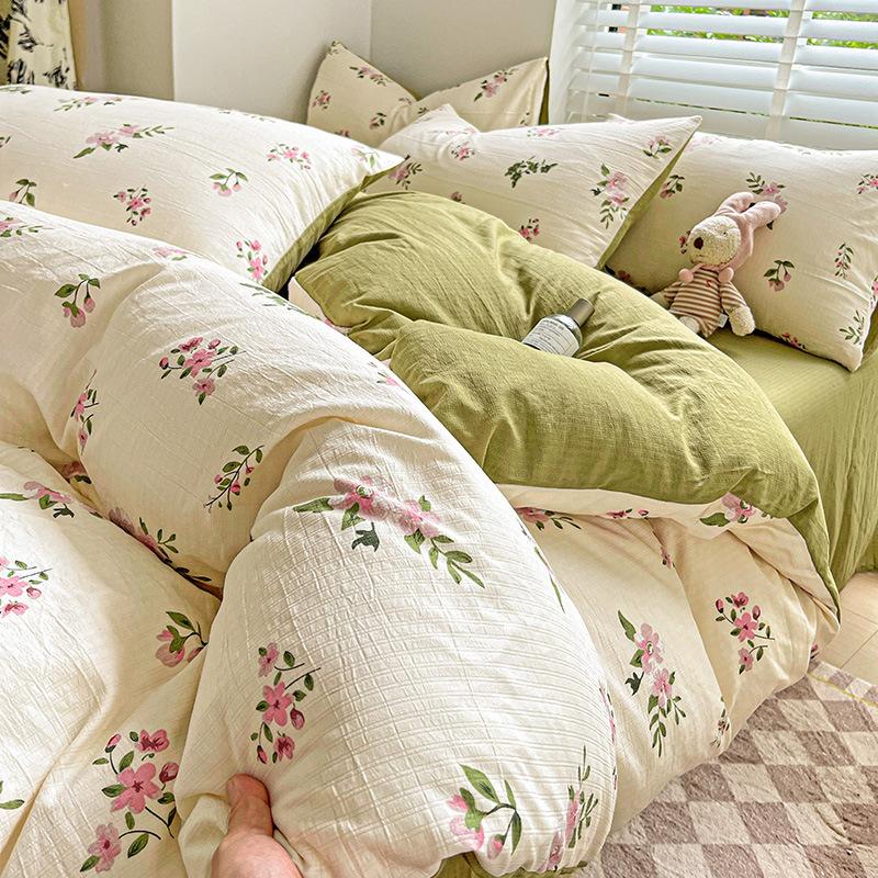 Idyllic Bedding Four-piece Set Skin-friendly Breathable Bed Sheet Quilt Cover Pillowcase
