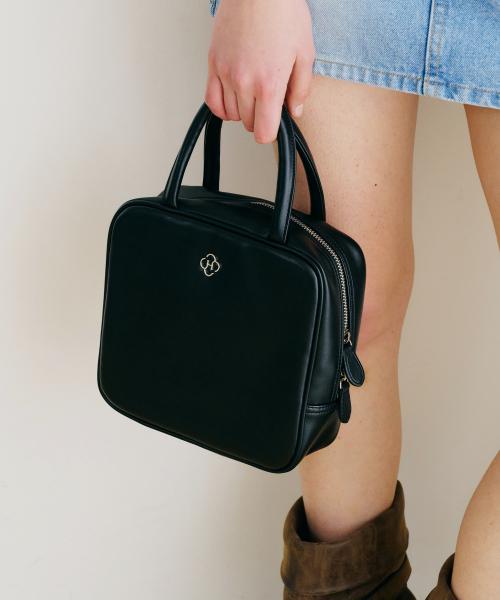 Heeari Eve Square Tote Bag_Black