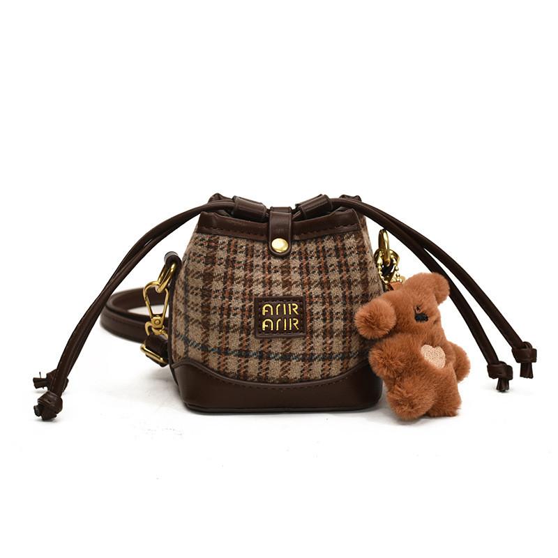 Mini Stylish Pu Backpack For Kids Featuring Breathable Material And Chic Colors