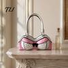 Borsa a Spalla Estetica di Nicchia a Pois a Forma di Reggiseno per Donna, Pelle PU Creativa con Compatto Spazio di Archiviazione Stratificato, Tracolla Regolabile, Moda