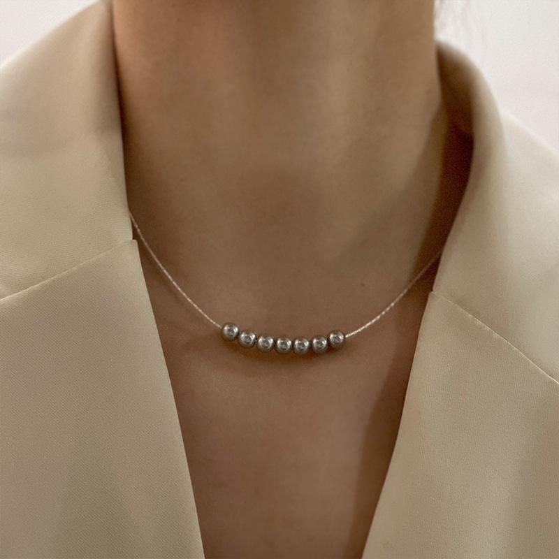 New Pearl Necklace Women's Premium Design Accessories Niche Simple Clavicle Chain Light Luxury Versatile Necklace