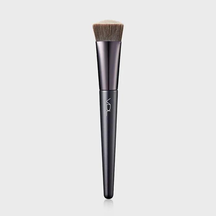 Expert Foundation Brush