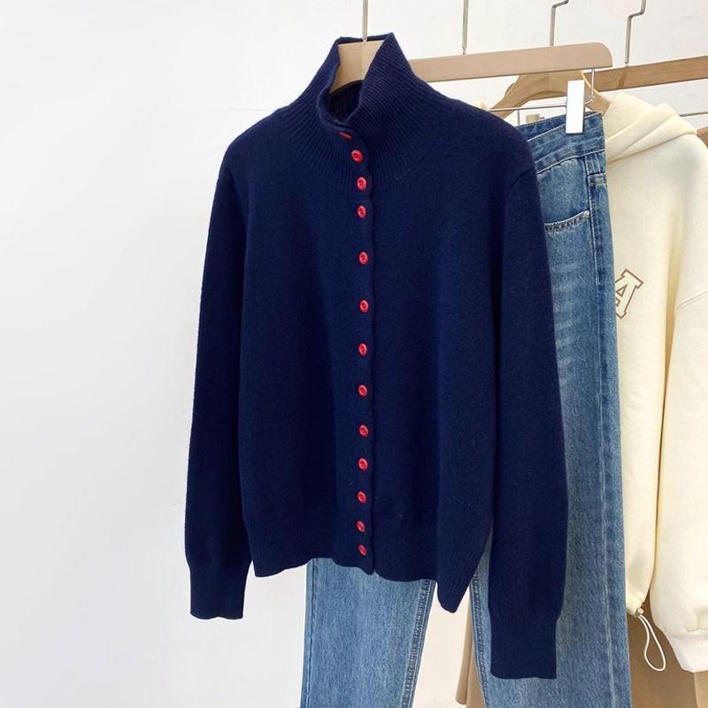 

Шикарный вязаный кардиган в стиле колор-блок: Стильный отложной воротник, застежка на пуговицы, дизайн с длинными рукавами для женщин - Уникальная мода 2024 года. Small