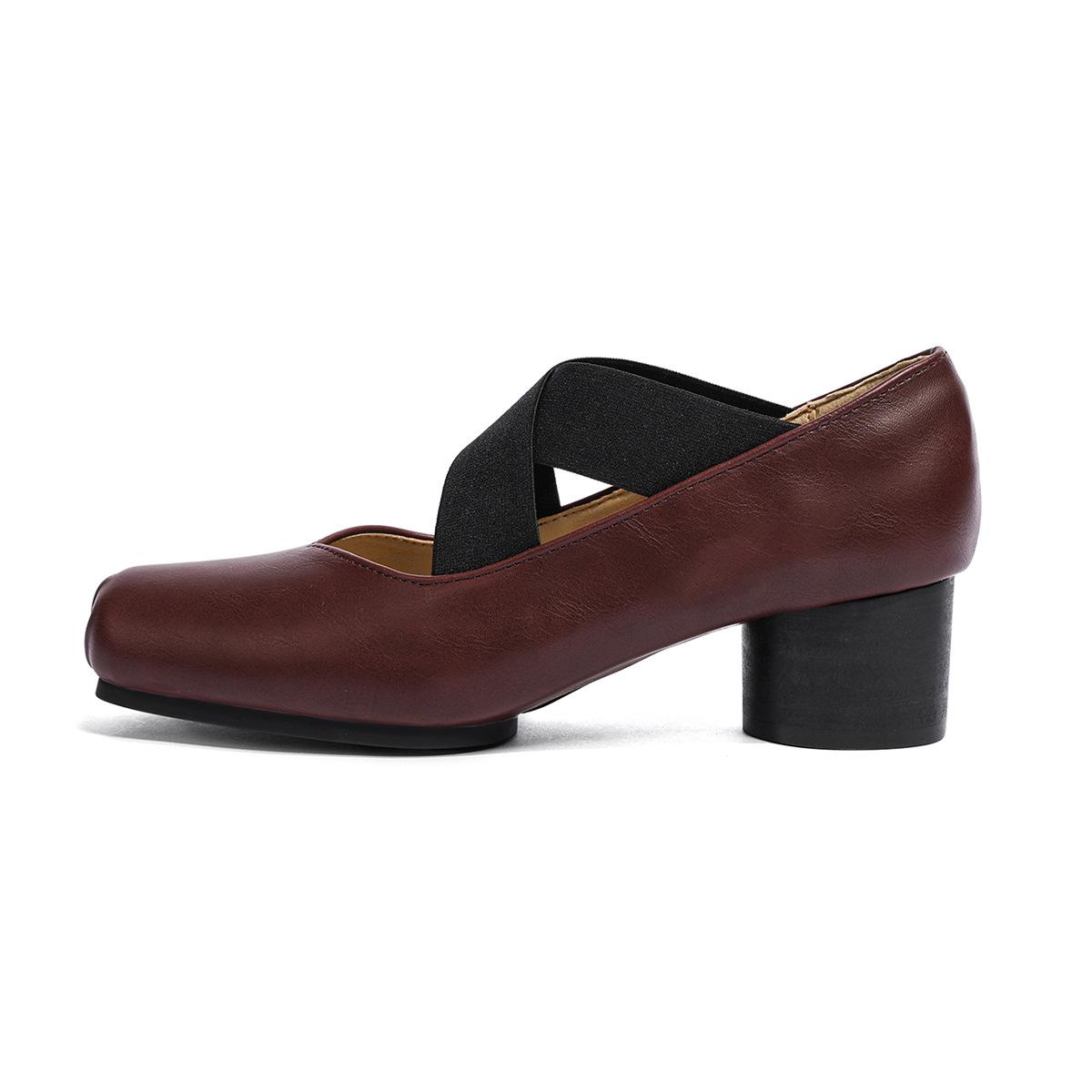 

Балетки на толстом каблуке женские кожаные ретро ремешки одинарные туфли 2025 новые с мелким вырезом квадратный носок фея носит Мэри женские туфли 40