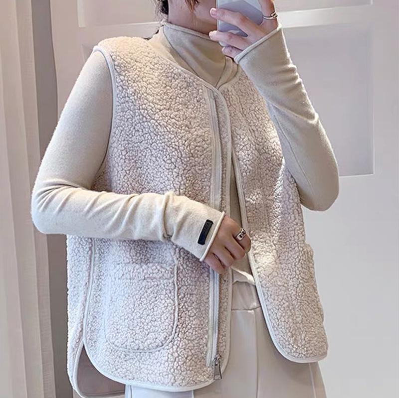 Women's 2024 Autumn/Winter Lambswool Plush Vest - Korean Style Versatile Outerwear Gilet.