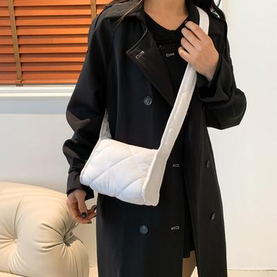 Simple and Soft Diamond Solid Color Underarm Shoulder Bag Women's 2025 New Trendy Fashion Versatile Casual Small Square Bag Fashion