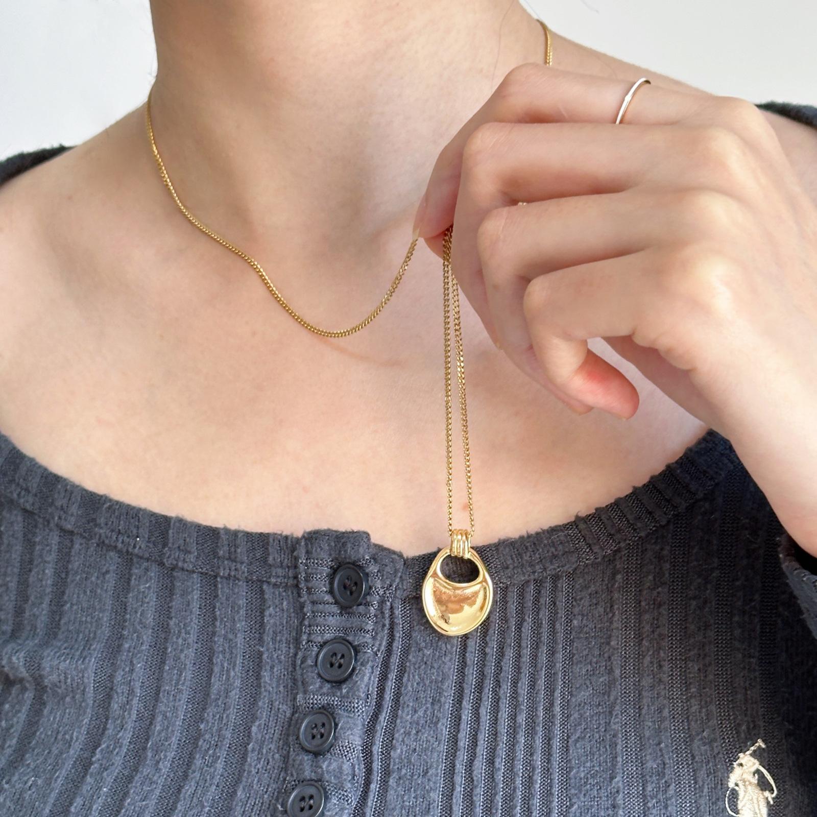 

Корейское поколение той же сумочки длинное ожерелье нишевый дизайн нерегулярный кулон свитер мода универсальный ключица цепочка