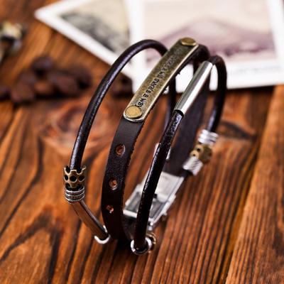 Bracciale da Uomo Ecopelle Fibbia in Acciaio Inossidabile Retro 3 Strati Lettera Curvo Stile Hip-Hop Leggero
