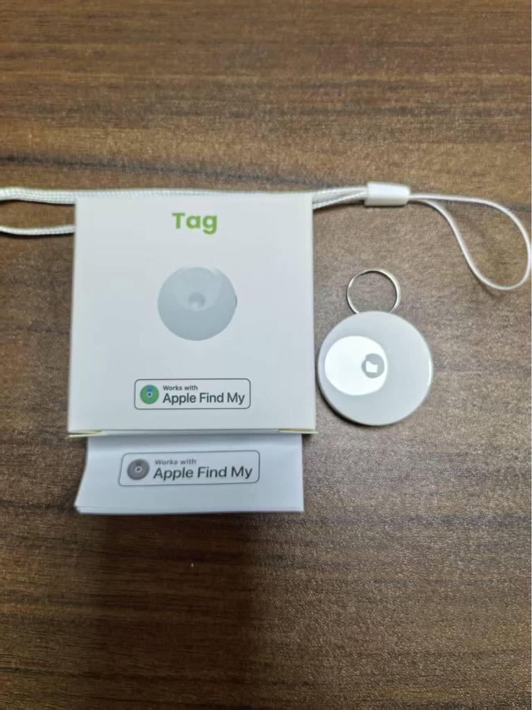 Compatible Anti-Lost iTag Locator for Apple: Secure Your AirTag for Elders, Children & Pets