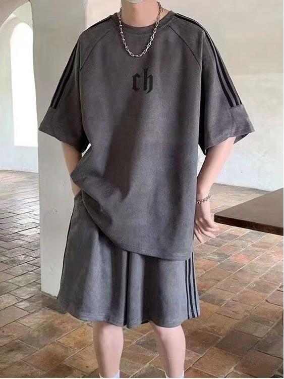 Men's High-End Suede T-Shirt & Shorts Set - Summer Retro Casual Sportswear