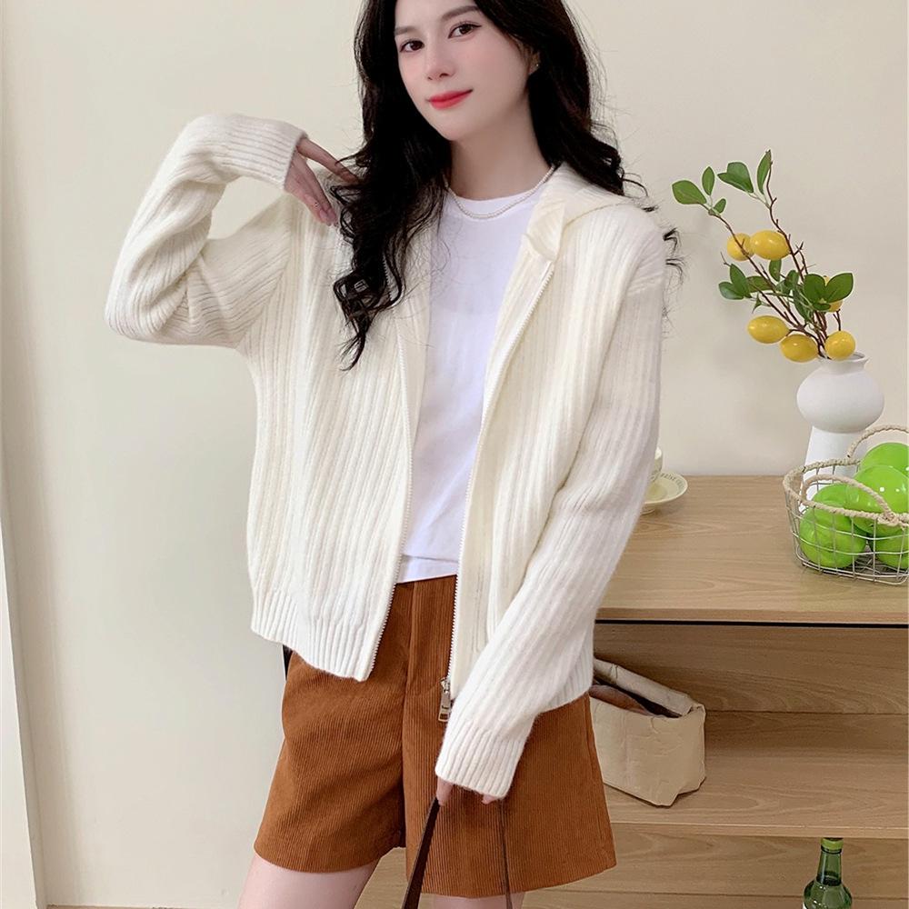 

Women s Korean Style Hooded Knit Cardigan - Cozy, Loose-Fit, Autumn/Winter Versatile Sweater Top One Size Fits 80-120