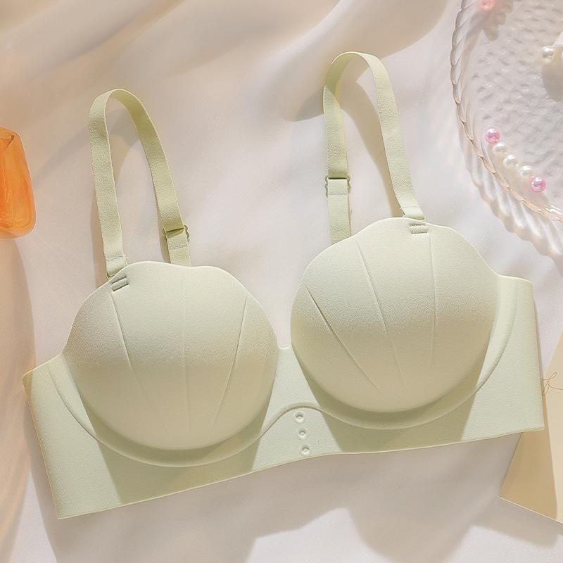 Traceless one-piece underwear, women's small breasts are large and comfortable, no steel rings, double breasts, anti-sagging comic bra cover