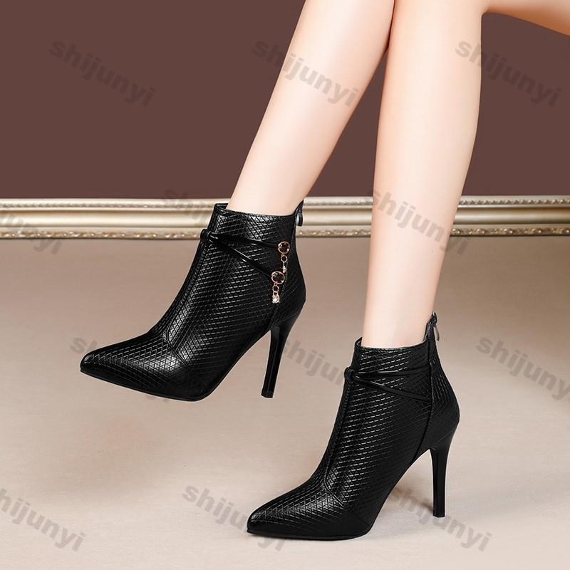 Mode Sexy Dünne Niedrige Absätze Spitzzehen Stiefeletten für Frau Partyschuhe Mode Braun Herbst Winter Spitz High Heel Kurze Stiefeletten