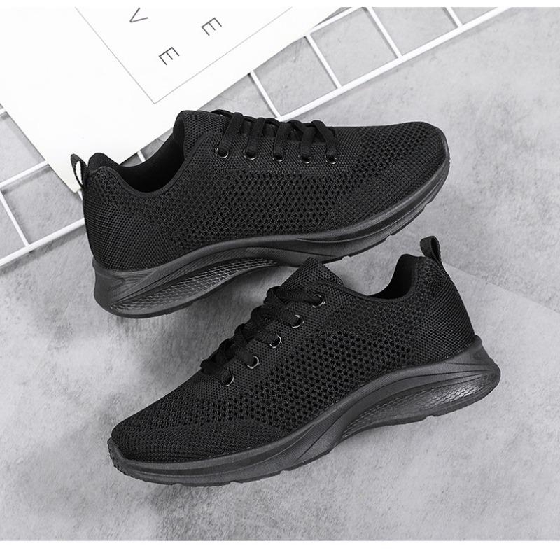 Fashion and Lightweight Summer New Mesh Breathable Running Shoes