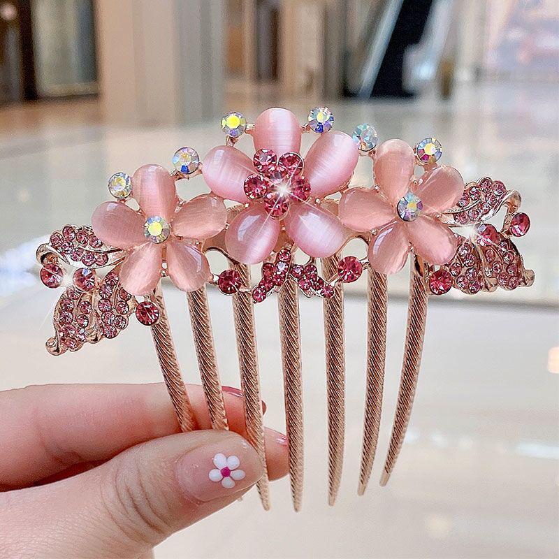 

Crystal Cat s Eye Hair Comb: Seven-Tooth Metal Flower Clip for Updos шампанского