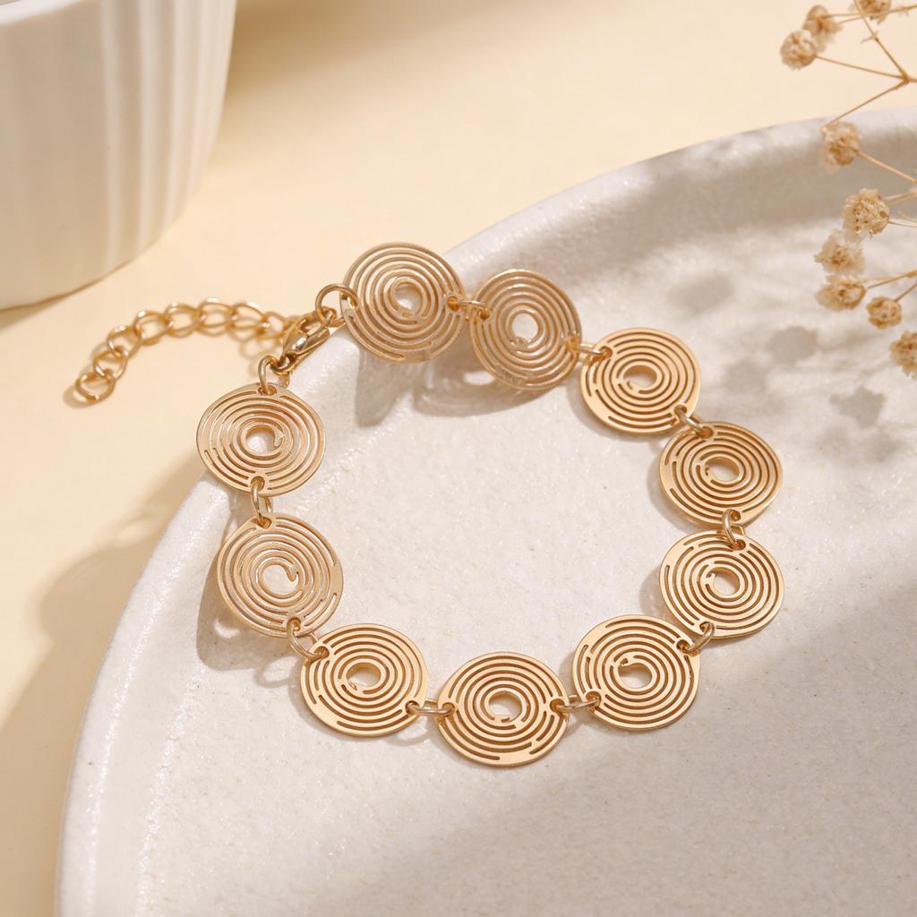 Personalized Geometric Round Bracelet Exaggerated Hollow Metal Style Jewelry Women
