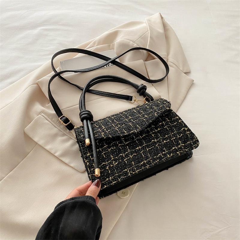 

Stylish Black And White Summer Casual Mini Square Bag For Women With Trendy Design чёрный