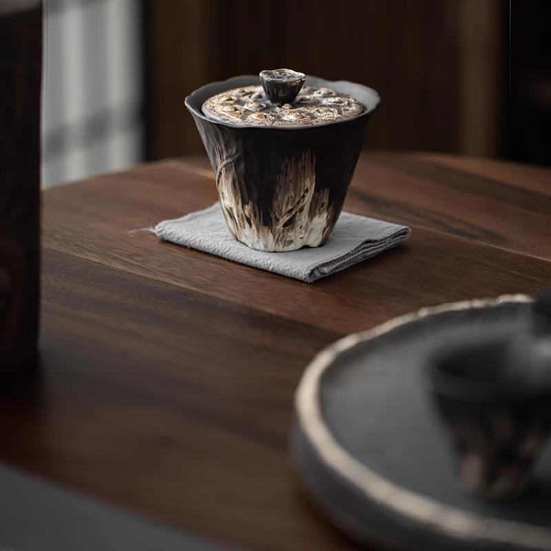 200ml Handmade Embossed Lotus Ceramic Tea TureeWabi Sabi Style Bowl Cover Coarse Ceramic Tea Set Bowl Cover Kung Fu Tea Set Gift