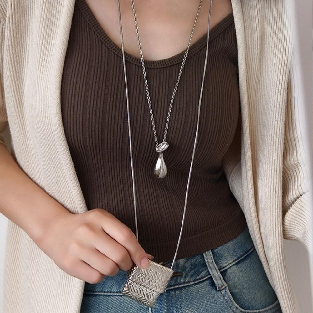 Temperament Water Bottle Pendant Necklace Elegant Fashion Jewelry Ornament Long Sweater Chain  Lady