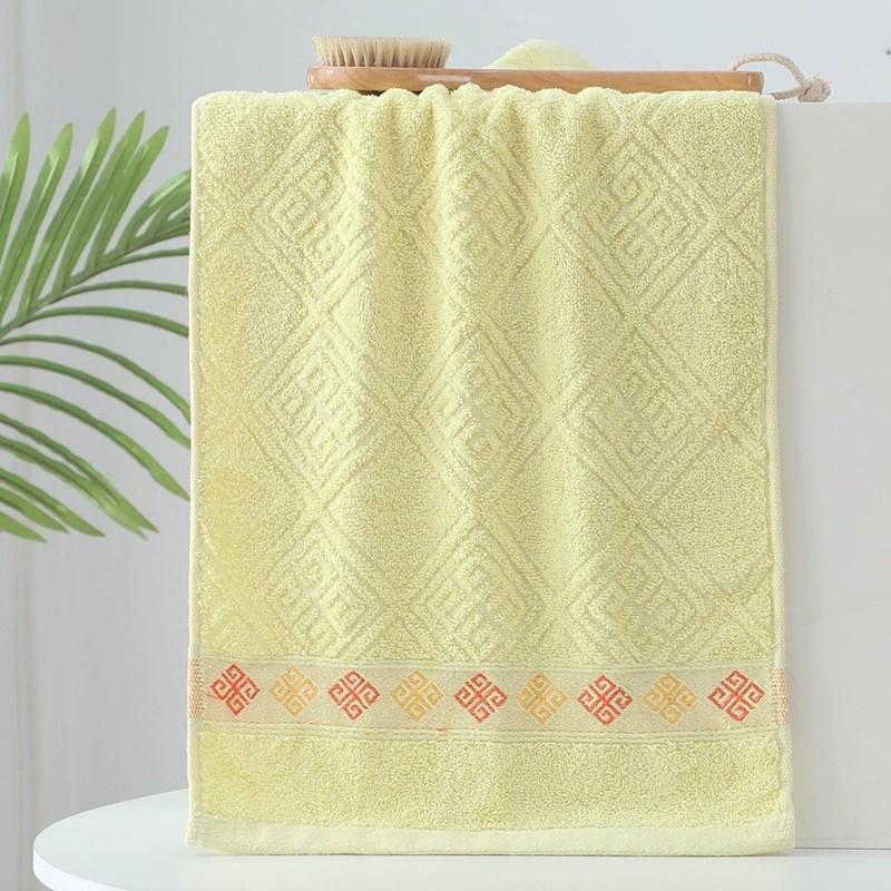Absorbent Thickened Pure Cotton Bath Towel with Embroidered Souvenir Design