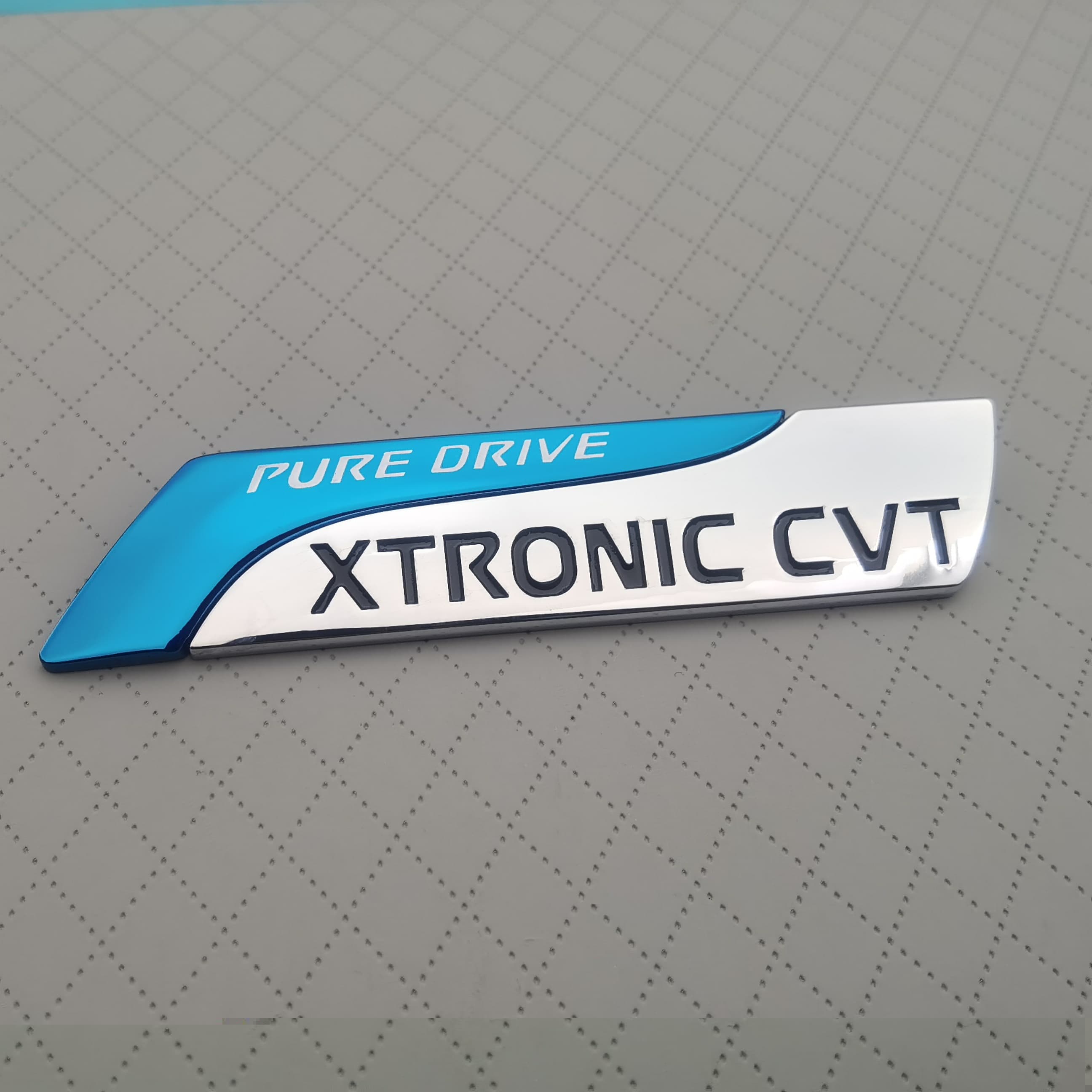 

1Pc 3D Metal Car Rear Trunk Emblem Badge Sticker for Almera Tiida Juke Teana Qashqai X-trail Sentra Patrol Kicks Navara LANNIA