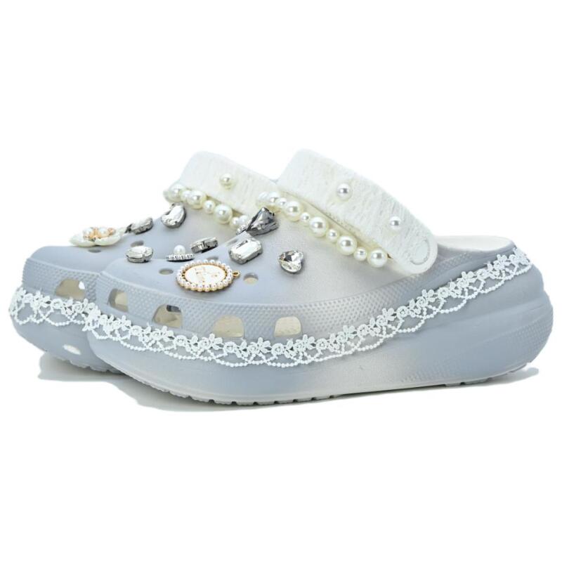 Crocs Crush Clog Silber Barock Exquisite Ästhetik Lochschuhe Gleich für Männer und Frauen Premium Grau