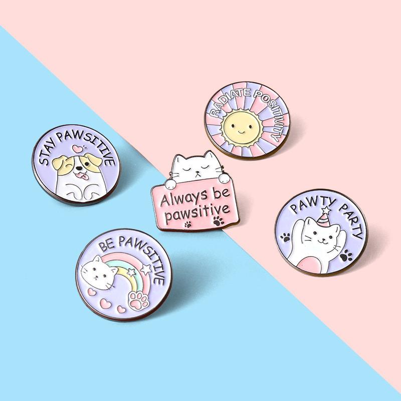 Cat Chic And Dog Round Brooches Distinctive Alloy Pins For Fashionforward Individuals