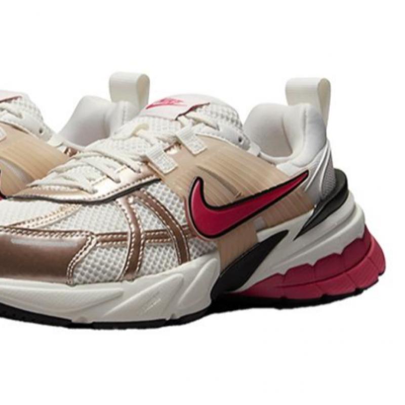 Nike Women S Running ShoeS  C6   Hj7389 838 wmnS V2k Run Women S V2k Run