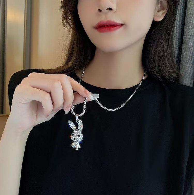 Men's Trendy Letter Necklace: Versatile Light Luxury Cuban Chain Choker
