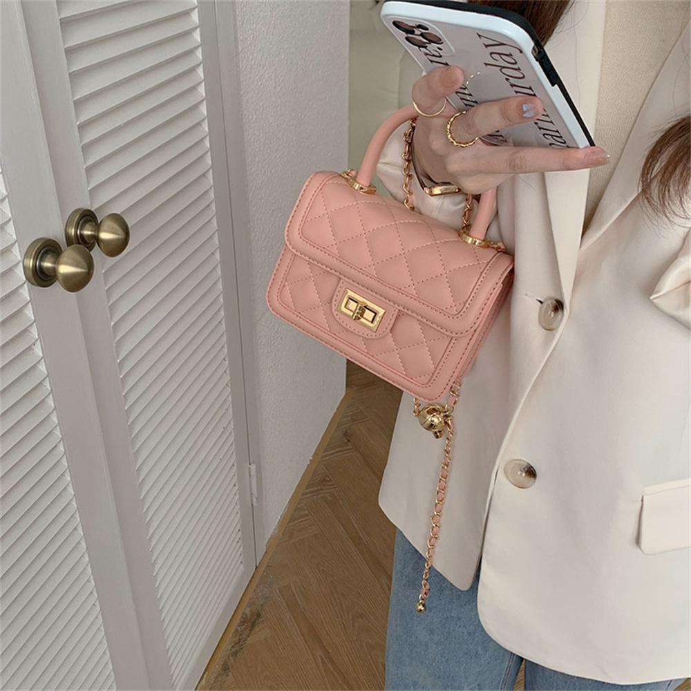 

2023 Новая женская сумка, модная универсальная маленькая квадратная сумка на одно плечо, сумка-мессенджер