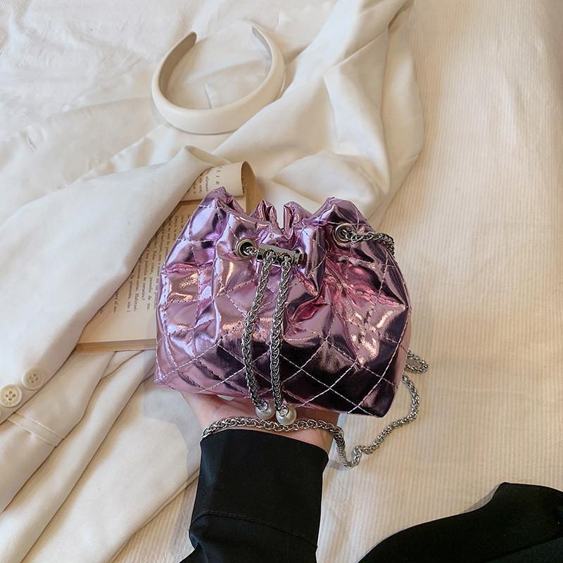 Stylish Quilted Chain Shoulder Bag For Women Offering Trendy Colors For Everyday Use розовый