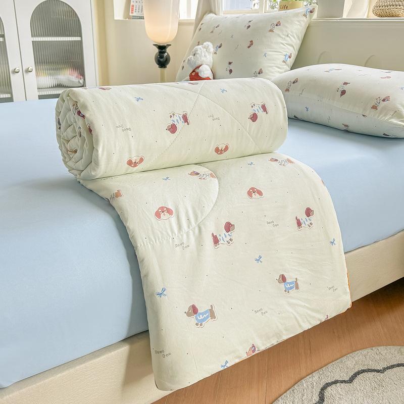 Double Layer Gauze Summer Quilt: Soft, Machine Washable, Class A for Mother and Baby