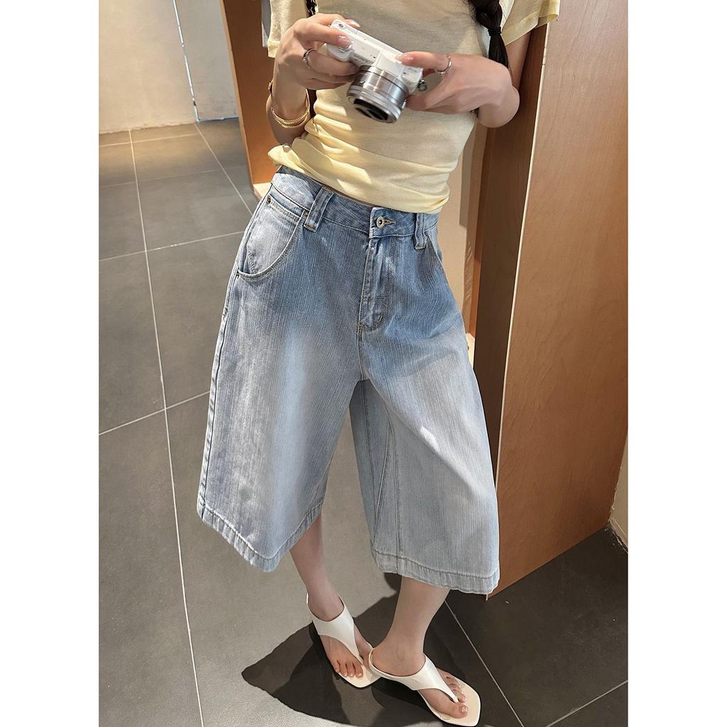 Trendy Summer Vintage Loose Wide Leg Back Button Designer Cropped Capri Denim Pants For Women Versatile Slimming FigureFlattering Casual Wear