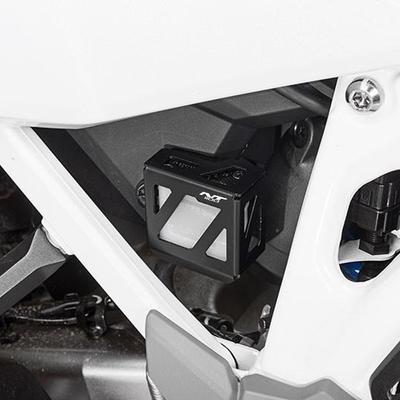 NT1100 Motorcycle Accessories Front Rear Brake Fluid Reservoir Cap Cover Guard For HONDA NT 1100 Nt1100 Nt 1100 2022