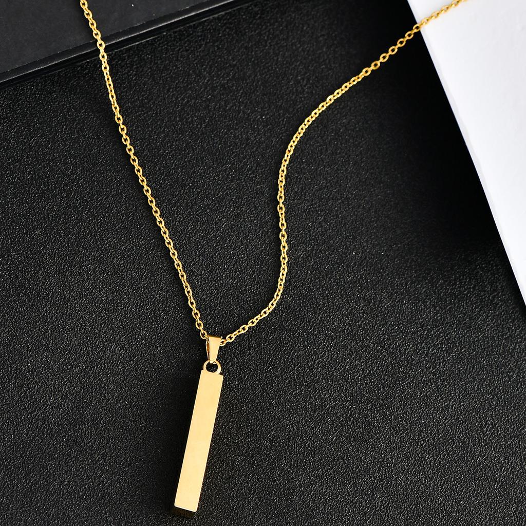 Europe and the United States supply lettering long titanium steel necklace trend rectangular geometric stainless steel pendant men