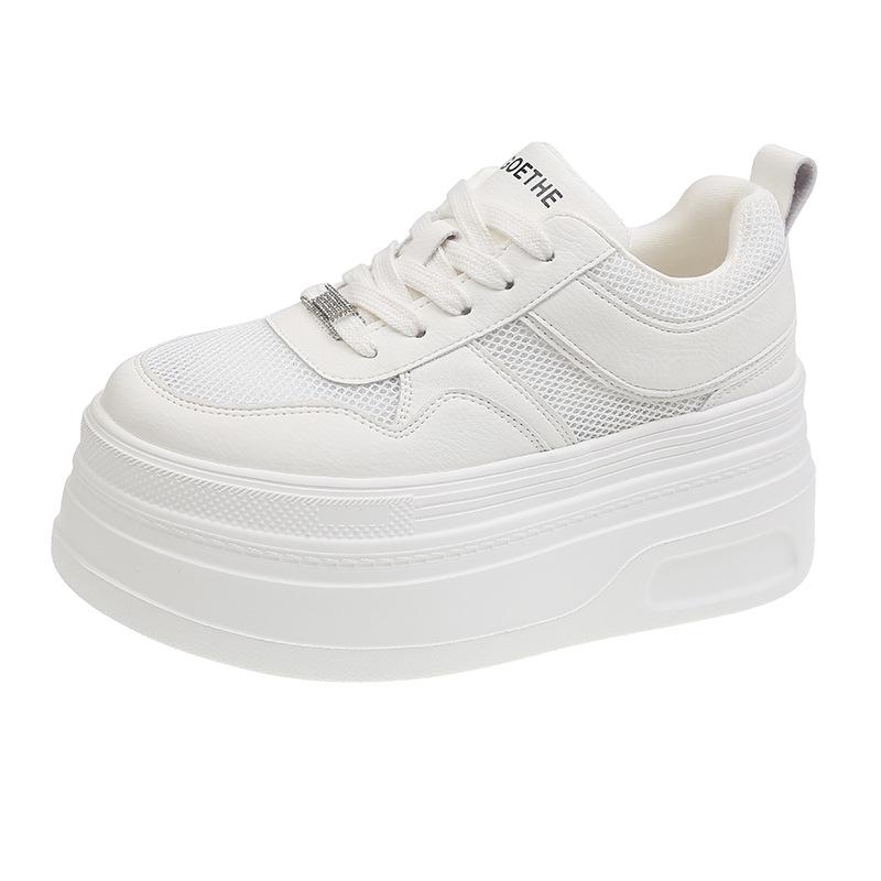 

Small man increases the height of mesh white shoes for women in the summer of 2025, new breathable and lightweight sports board shoes, popular muffin 39 белый